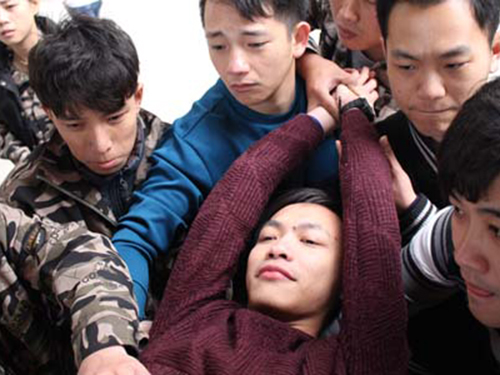 廣東鴻能電力“凝聚力量、熔煉團(tuán)隊”拓展訓(xùn)練-大勝團(tuán)隊